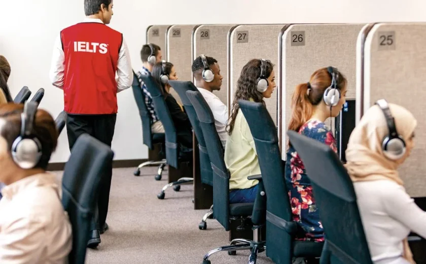 CD-IELTS-test-takers-headphones-opt-1024×683.jpg