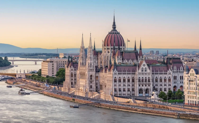 parliament-building-budapest-hungary.jpg
